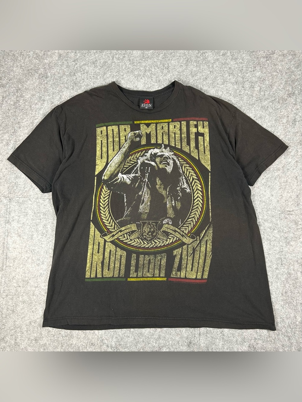 Vintage 2000s Bob Marley Faded Reggae Pop Music Band T Shirt Size XXL 2XL